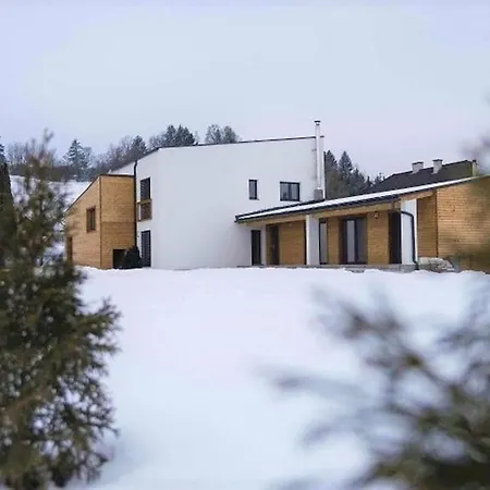 Liptov Kasandra Willa Vlachy