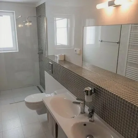 Willa Liptov Kasandra